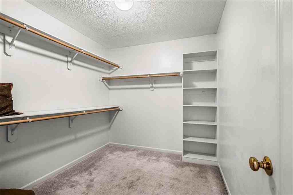 15557 Floyd Street - Photo 4 of 17