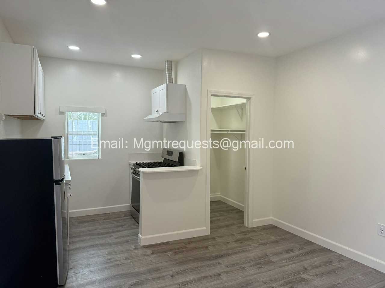 216 West Santa Fe Avenue, Unit 2 - Photo 2 of 13