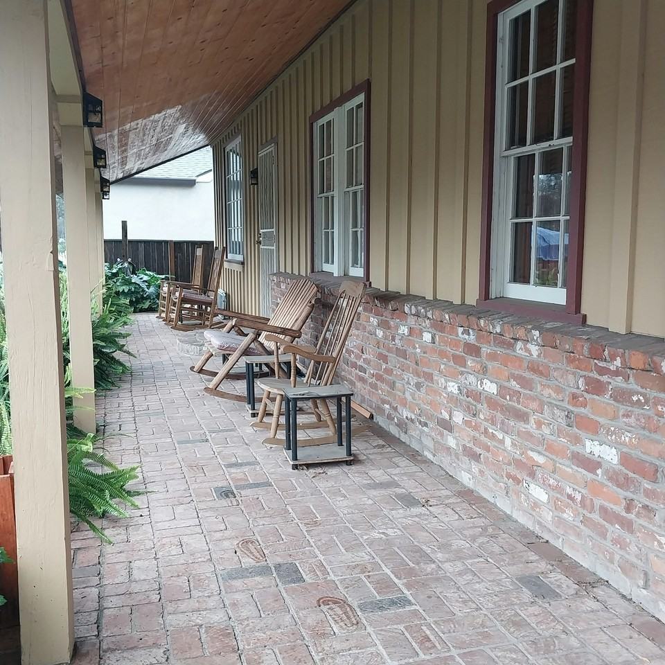 3226 Pilgrim Court - Photo 3 of 17