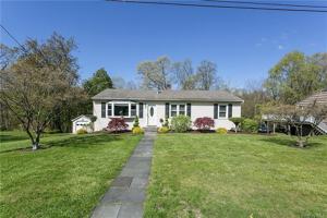 featured image of 14 Alexander Dr