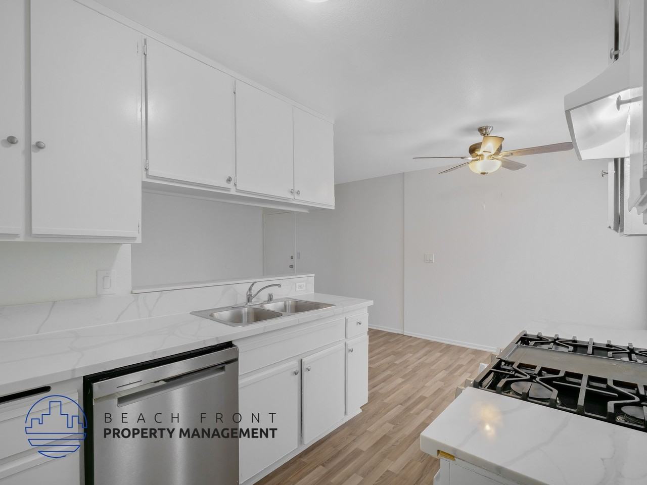 1547 W. 261st St. - Photo 3 of 15
