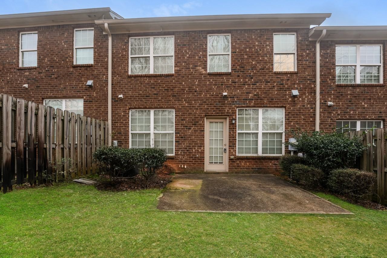 4414 Dallis Ct - Photo 2 of 15