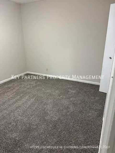 14720 Goodman St - Photo 5 of 7