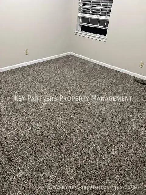 14720 Goodman St - Photo 6 of 7