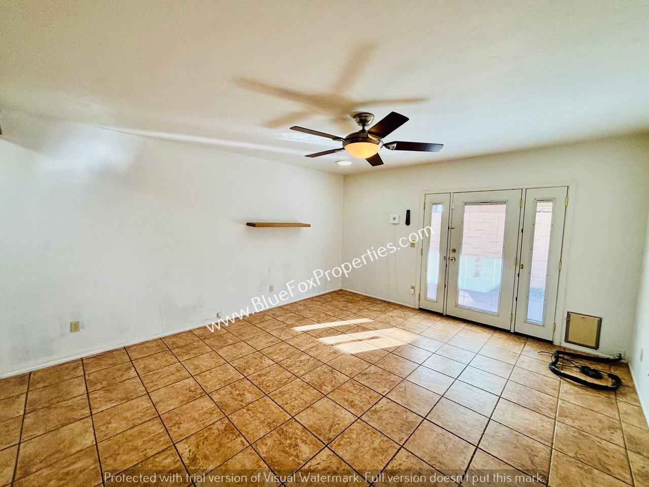 2712 N Cloverland Ave - Photo 2 of 15