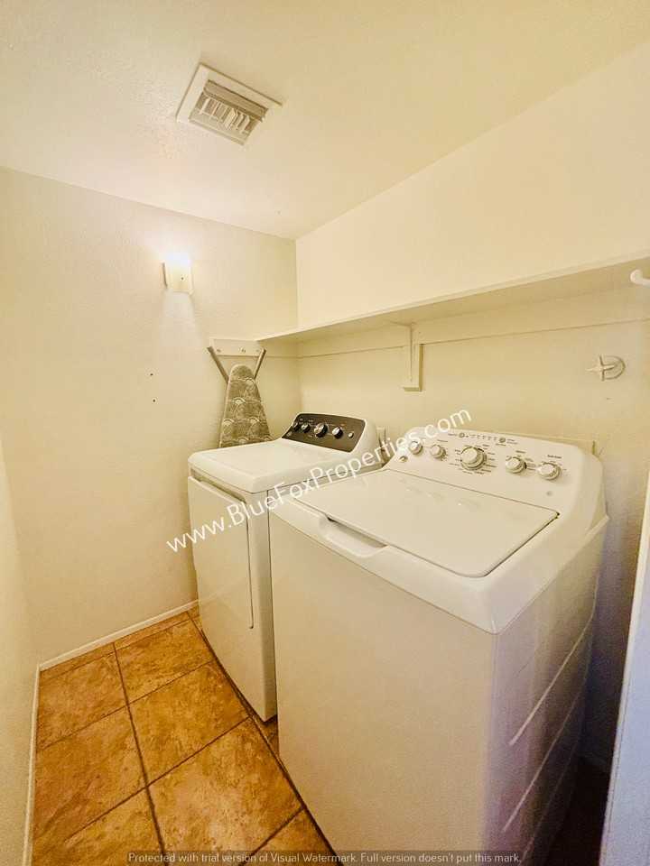 2712 N Cloverland Ave - Photo 6 of 15