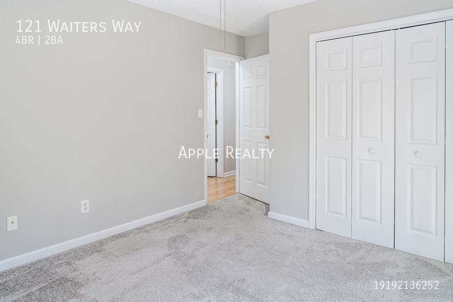 121 Waiters Way - Photo 7 of 34