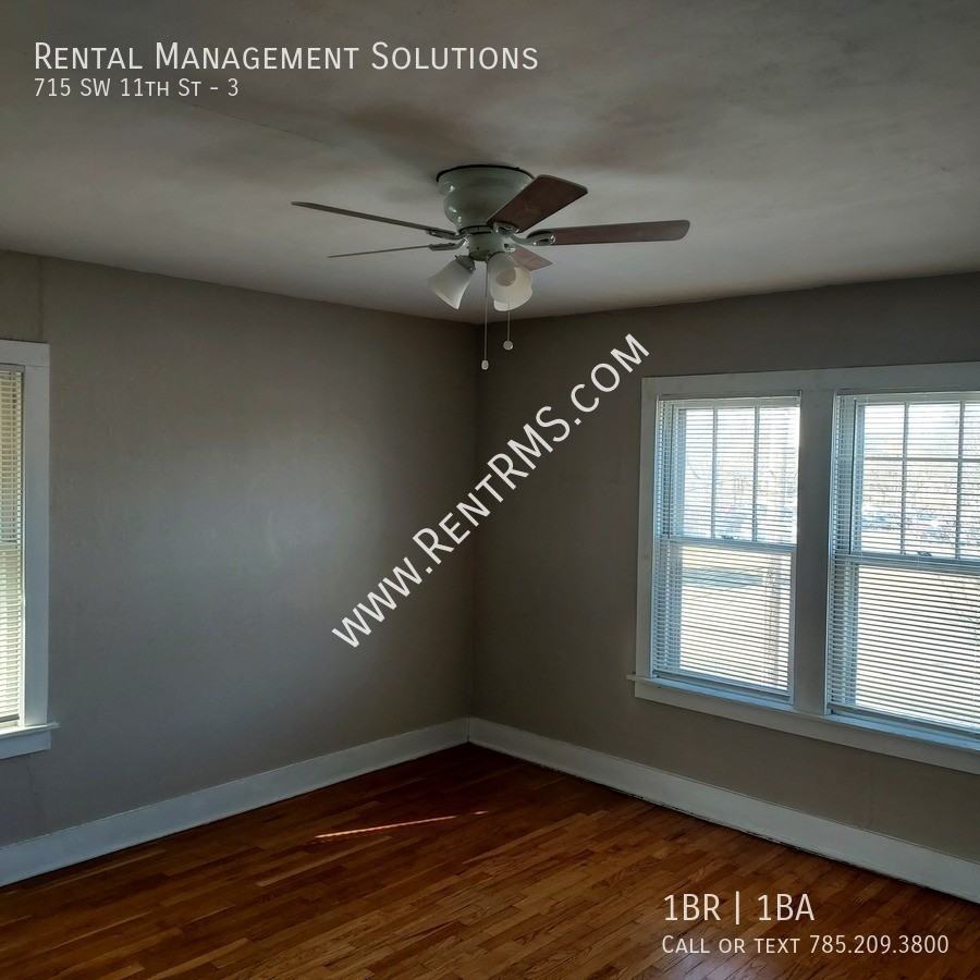 715 Sw 11th St #3 - Photo 4 of 20