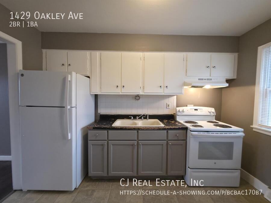 1429 Oakley Ave - Photo 6 of 11