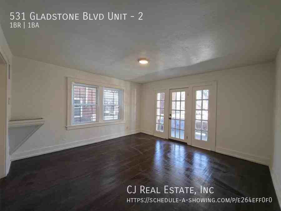 531 Gladstone Blvd #2 - Photo 3 of 10