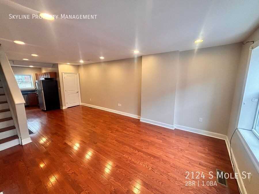 2124 S Mole St - Photo 3 of 17