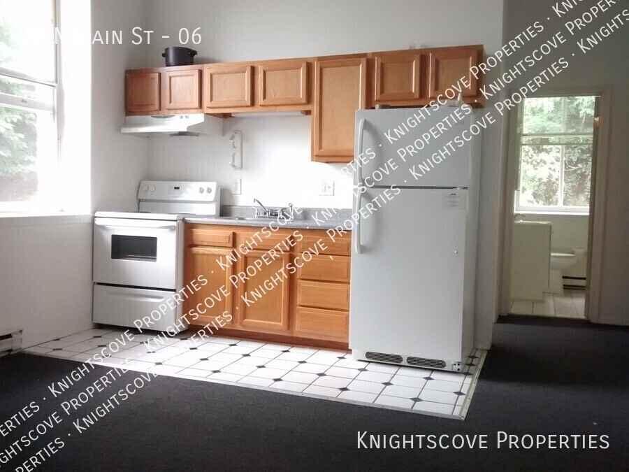 20 N Main St #06 - Photo 2 of 25