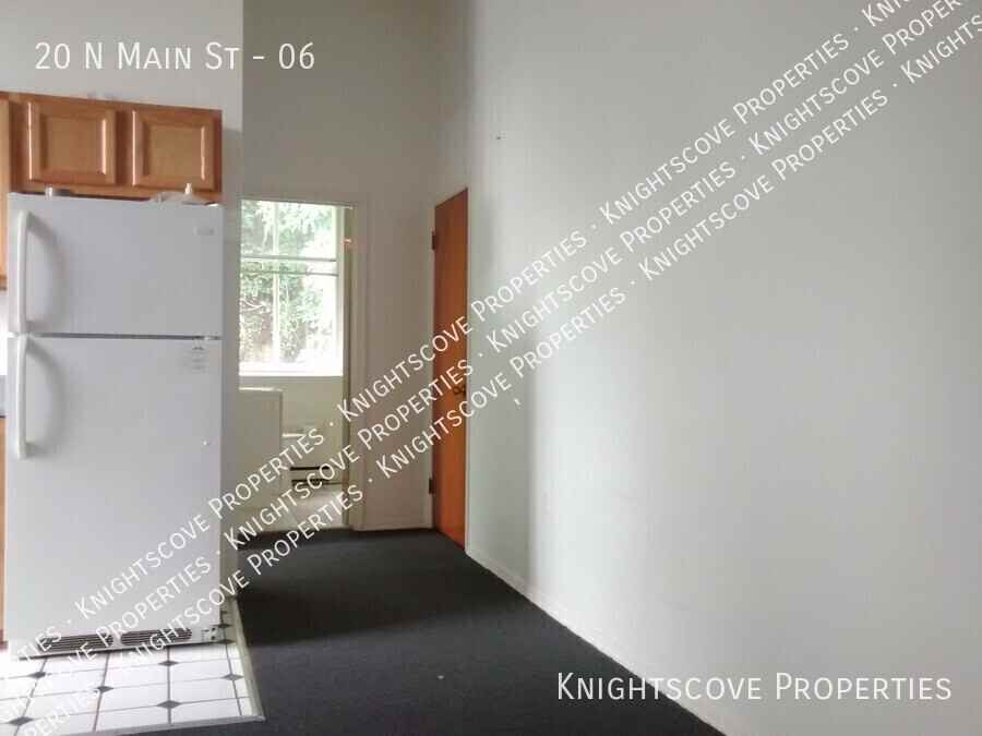 20 N Main St #06 - Photo 3 of 25