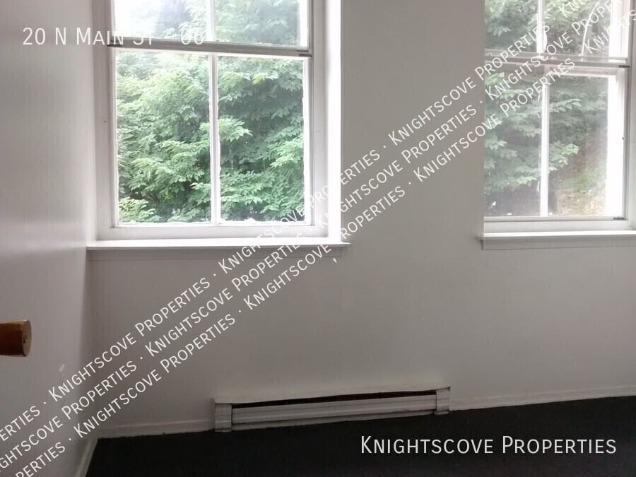 20 N Main St #06 - Photo 6 of 25