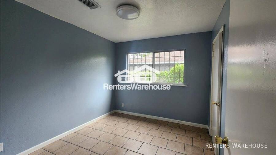 6114 Hartwick Rd - Photo 6 of 14