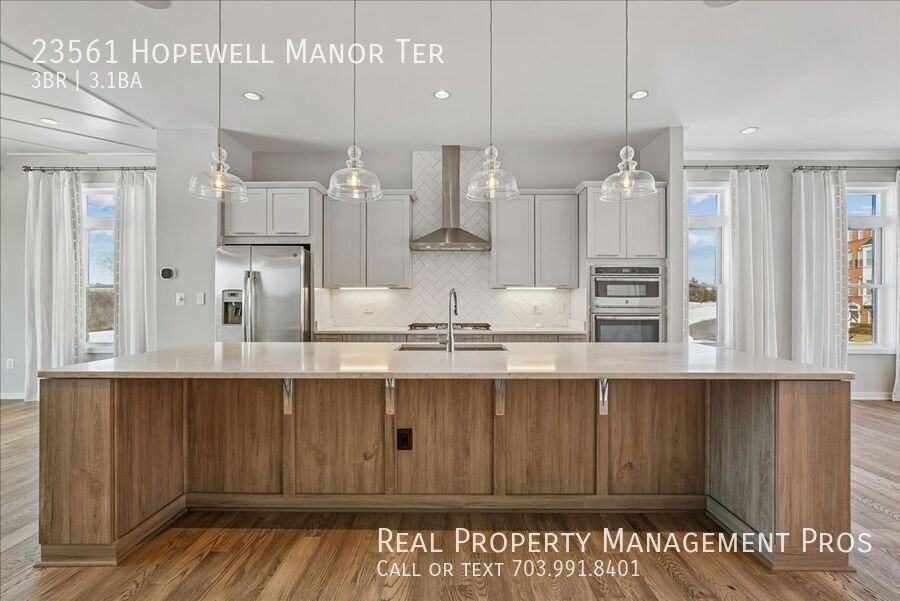 23561 Hopewell Manor Ter - Photo 2 of 39