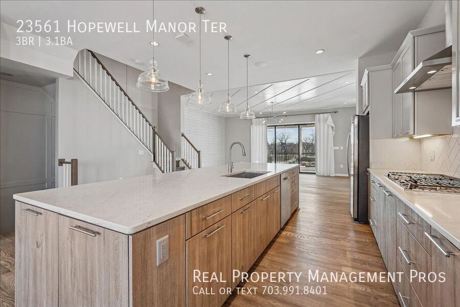 23561 Hopewell Manor Ter - Photo 3 of 39