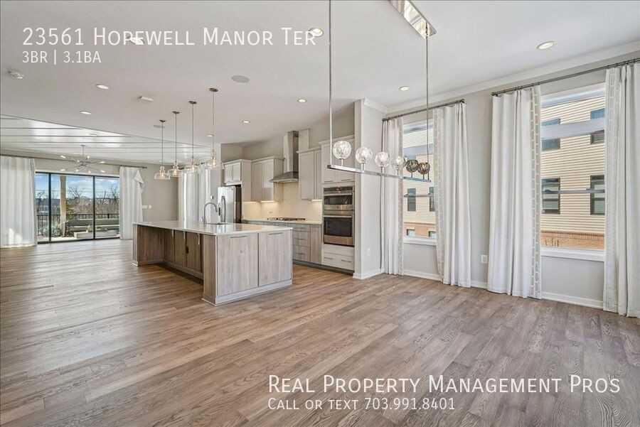 23561 Hopewell Manor Ter - Photo 5 of 39