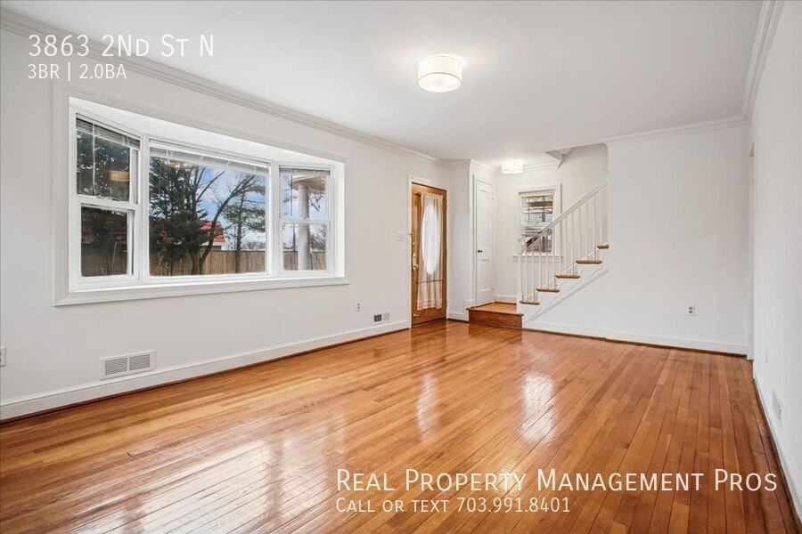 3863 2nd St N - Photo 4 of 31