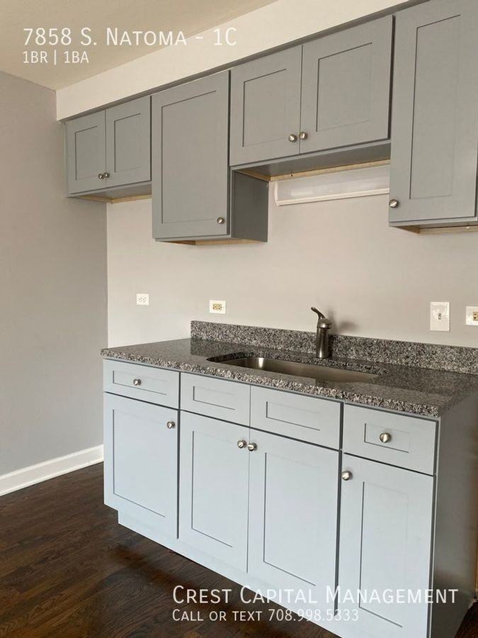 7858 Natoma Ave #1E - Photo 2 of 8