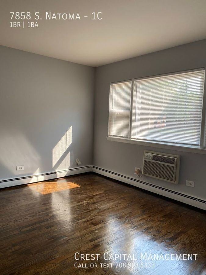 7858 Natoma Ave #1E - Photo 7 of 8