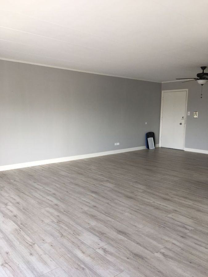 10302 S Komensky Ave #5 - Photo 6 of 7