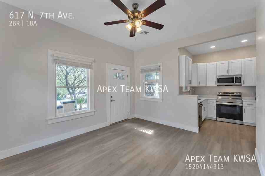 617 N 7th Ave - Photo 6 of 44