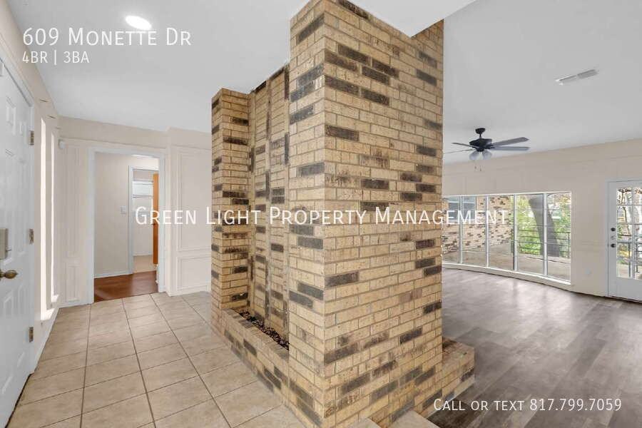 609 Monette Dr - Photo 4 of 33