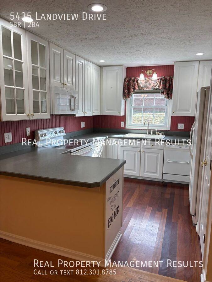 5435 Landview Dr - Photo 7 of 18