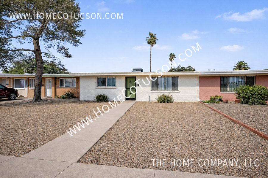 1319 E Louisiana Dr - Photo 2 of 21