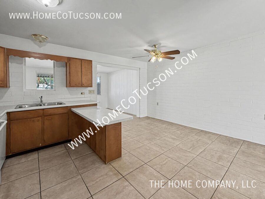 1319 E Louisiana Dr - Photo 7 of 21