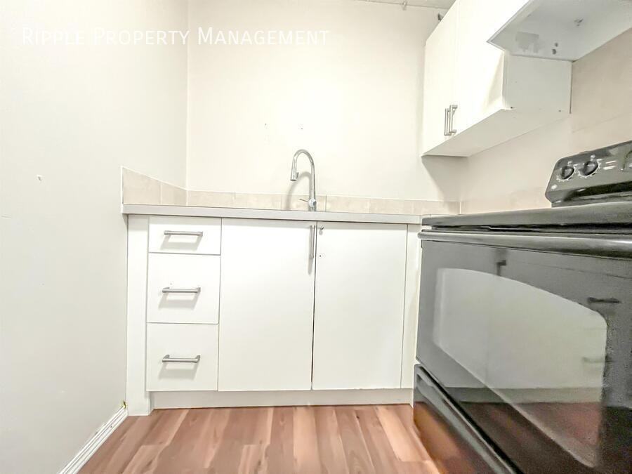 6 Tarington Gdns Ne Unit B - Photo 5 of 15