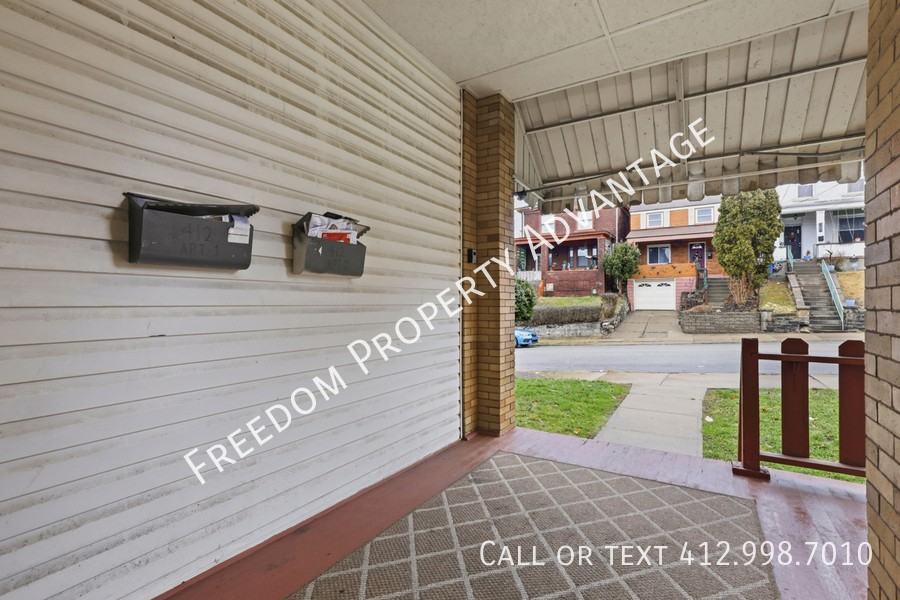 412 Edgemont St #1 - Photo 6 of 26