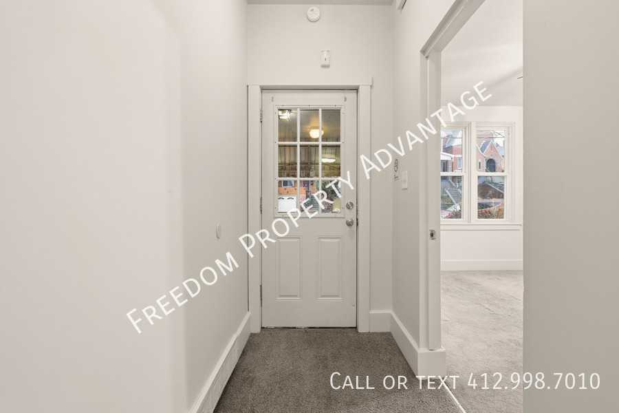 412 Edgemont St #1 - Photo 7 of 26