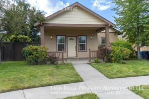 featured image of 3011 Ne Yellow Ribbon Dr