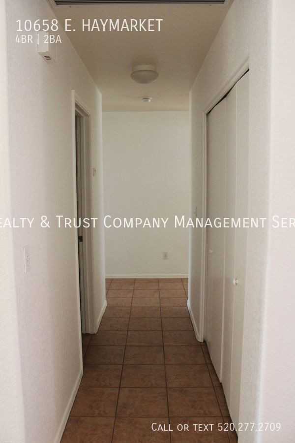 10658 E Haymarket St - Photo 3 of 13