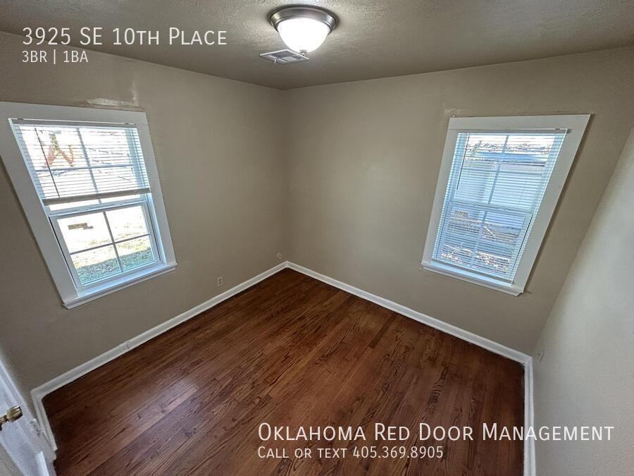 3925 Se 10th Pl - Photo 5 of 7