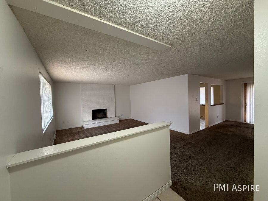 13209 E Dakota Ave - Photo 2 of 12