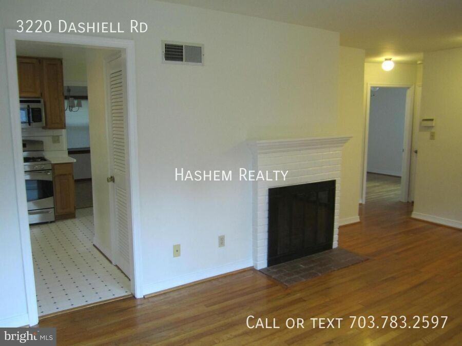 3220 Dashiell Rd - Photo 4 of 20