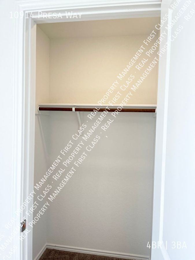 10914 Presa Way - Photo 7 of 13