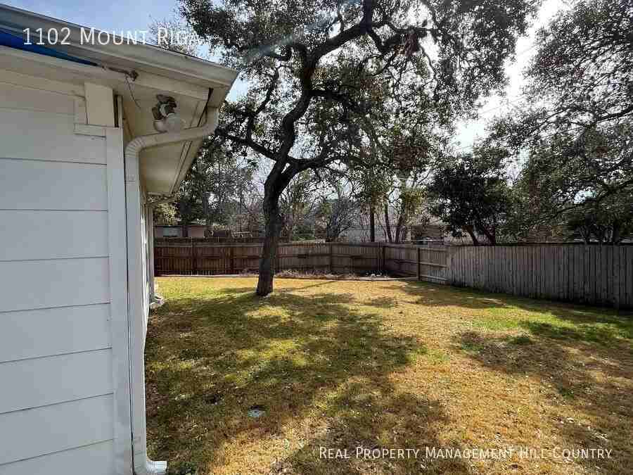 1102 Mount Riga - Photo 4 of 20