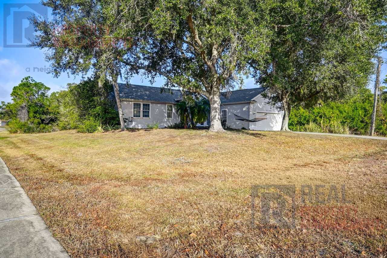 4407 N Chamberlain Blvd - Photo 3 of 29