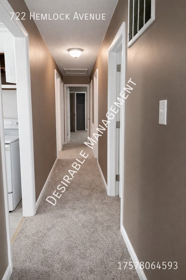 722 Hemlock Ave - Photo 2 of 9