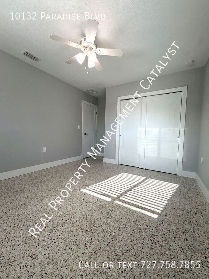 10132 Paradise Blvd - Photo 5 of 16