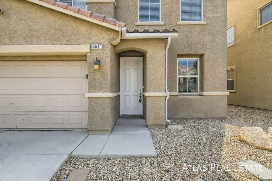 6645 Evening Grosbeak Pl - Photo 3 of 18