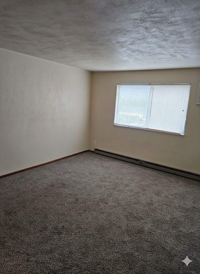 4644 Burkhardt Ave - Photo 7 of 9