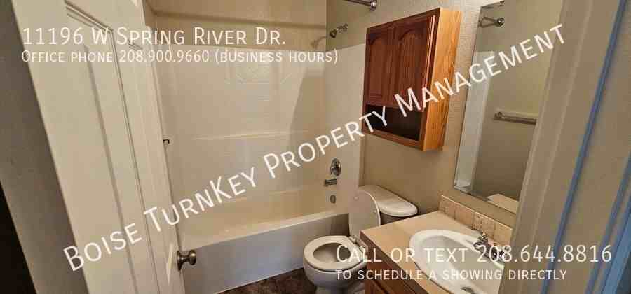 11196 W Spring River Dr - Photo 3 of 35