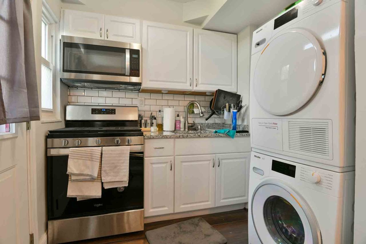 132 35th St Ne - Photo 7 of 19