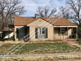 2420 30th St - Photo 1 of 1