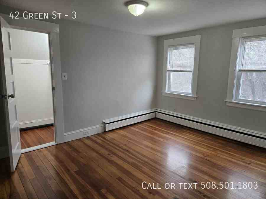 42 Green St #3 - Photo 6 of 8